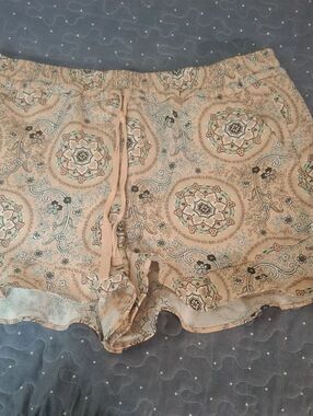 LOFT Peach Print Drawstring Shorts size medium